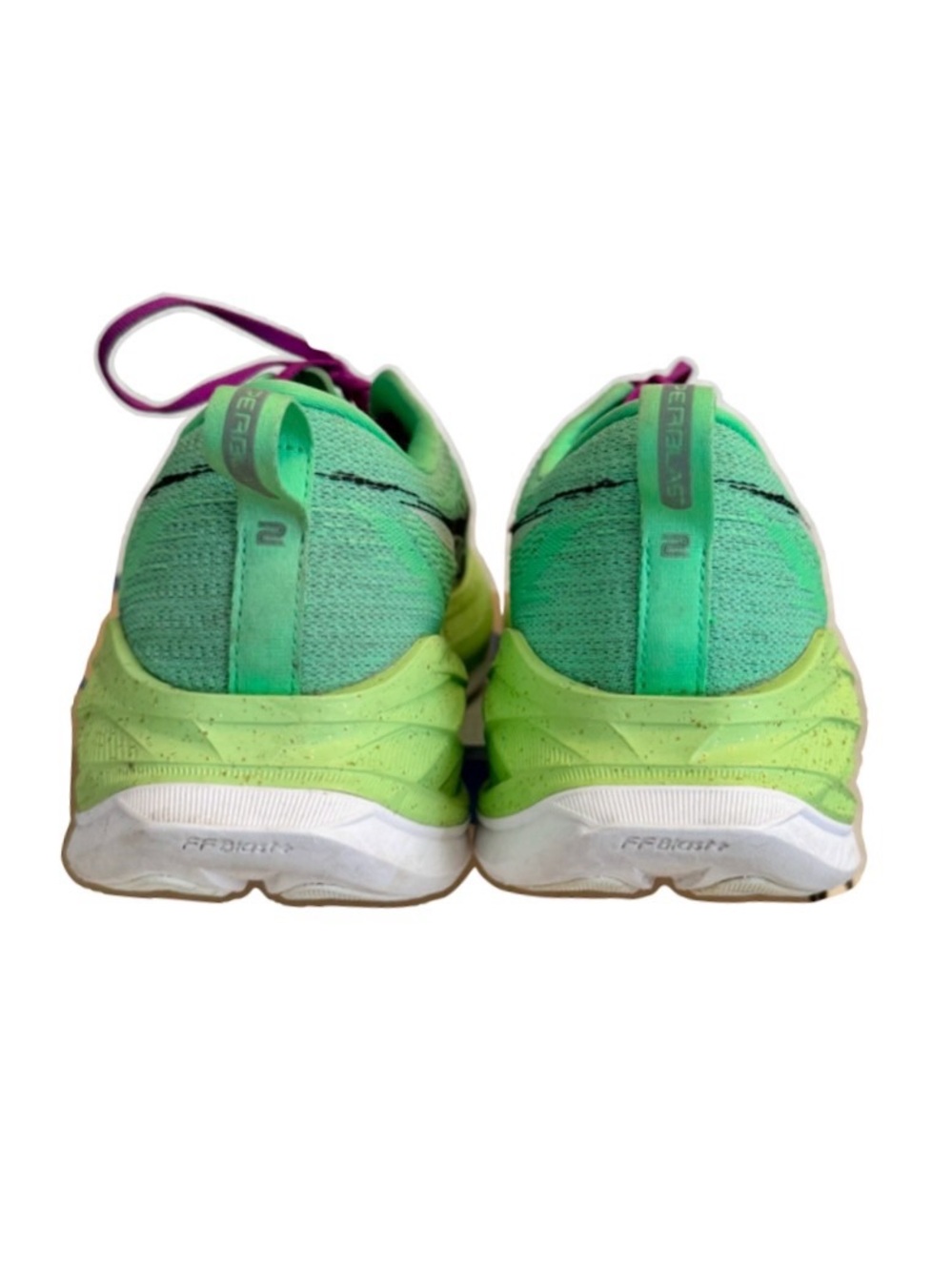 Asics Running Shoes Superblast 2 Vital Green and Black Men’s 11 Women’s 12.5 - Picture 2 of 11